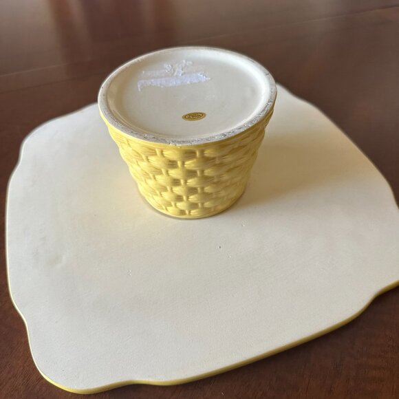 Ceramic Pedestal Cake Stand Ceramic Basketweave Border Butterfly Yellow - Picture 3 of 4